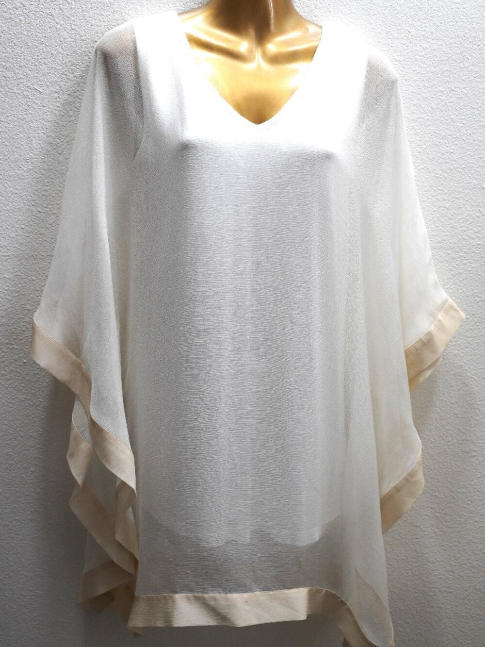 Soft Surroundings Women's Cream and Ivory Sheer- Silk Layer KimonoTop size XS